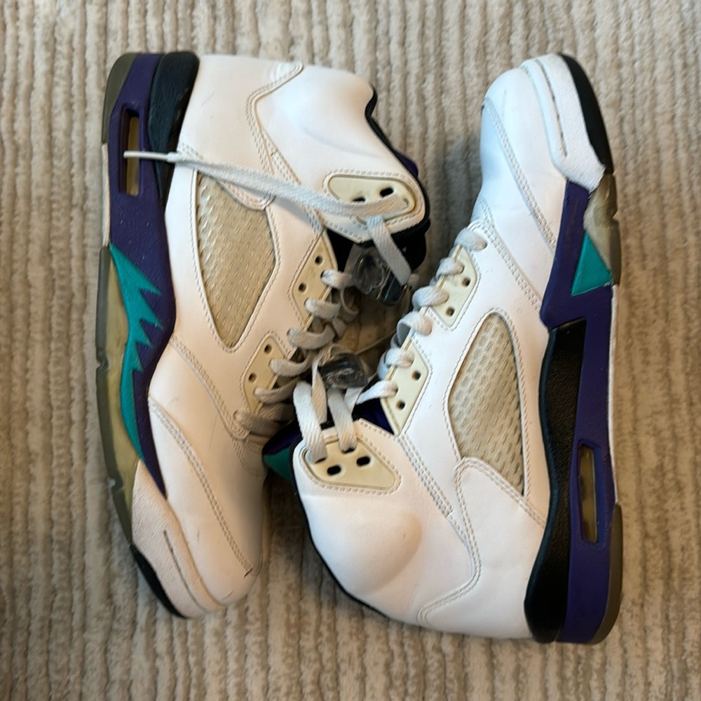 Jordan 5 White Grape US 8